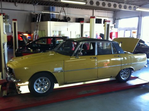 Rover P6 in WINTERTRIAL 2012 