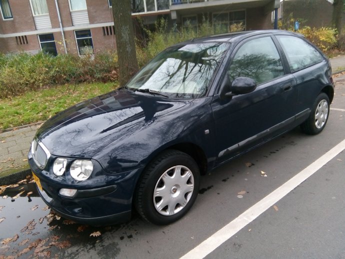 Rover 25 "manusje van alles....."