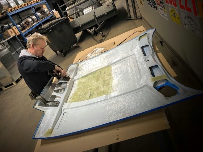 Rover SD1 Computervision MOTORKAP aanpassen