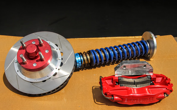 Rover SD1 voorpoten met AP schijven, Compbrake klauwen