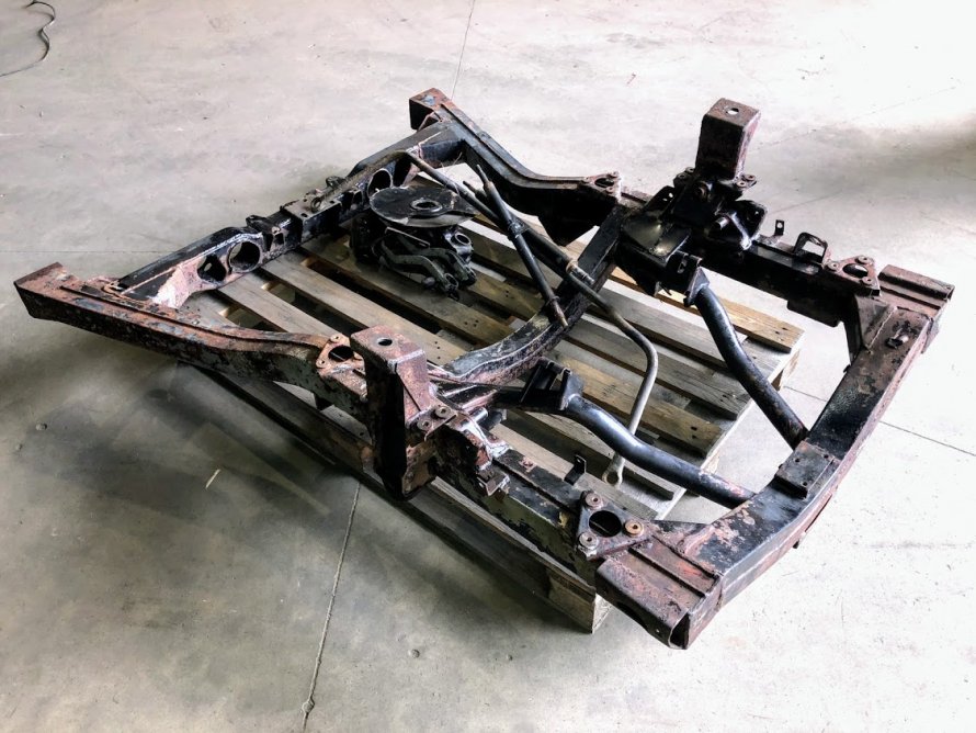 Rover P5B revisie subframe compleet