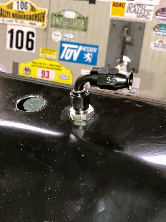 Afbouwen; "de eerste delen gemonteerd"!