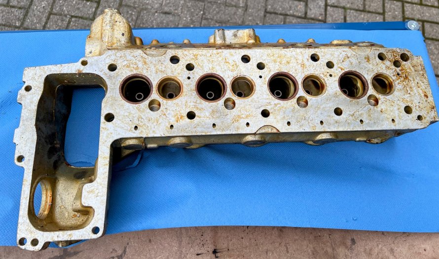 NOS Rover P6 2000SC HEAD