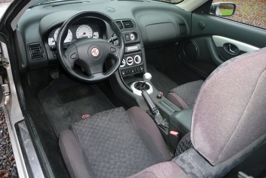 For sale : MG F (2001)